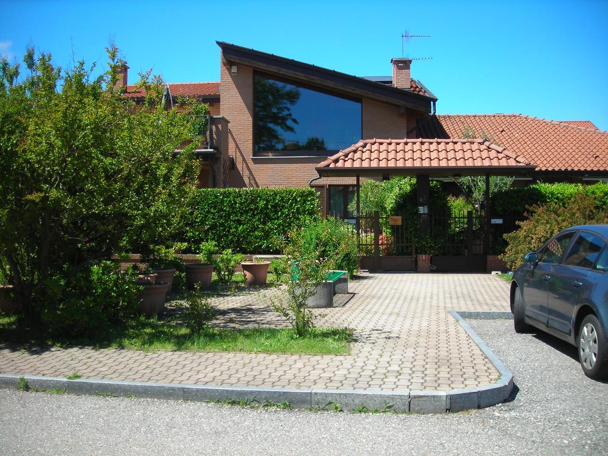 La Folaga Bed & Breakfast Gavirate Luaran gambar